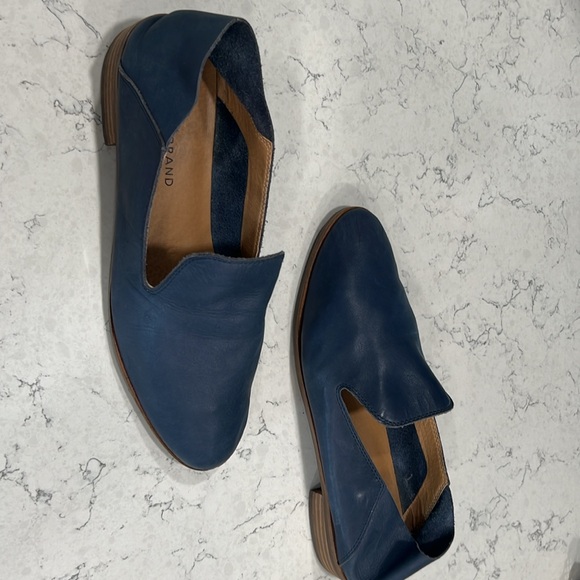 leather Lucky Brand Women's Cahill Loafer Flats in Navy Blue size 10 - Picture 2 of 5